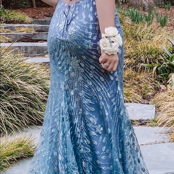 Mori Lee prom dress, size 10, fits like a 6-8, low corset back & lots of beading - Picture 4 of 4